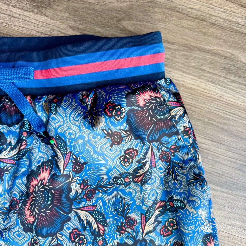Men’s Medium Floral Print Pull-On‎ Shorts – Houston White’s Target collection